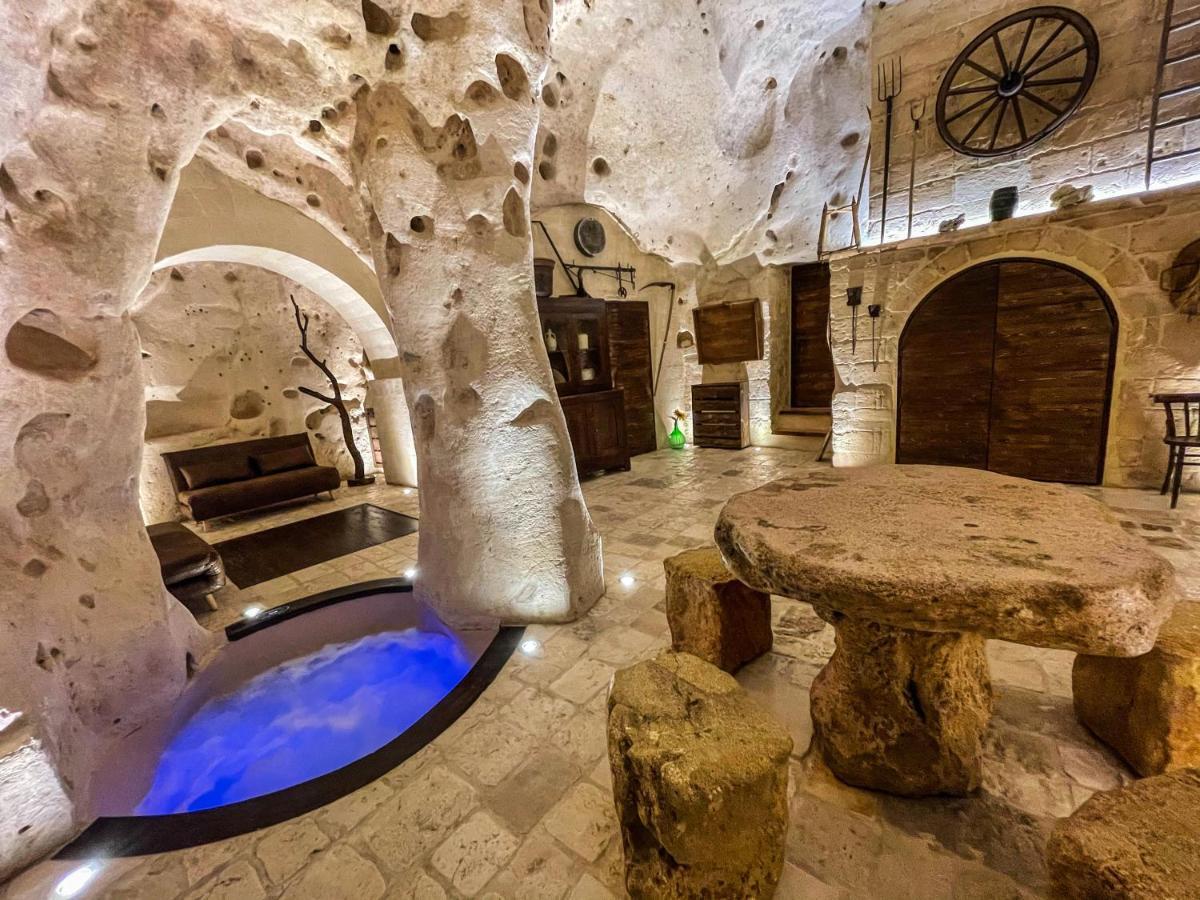 La Suite Nella Roccia มาเตรา ภายนอก รูปภาพ